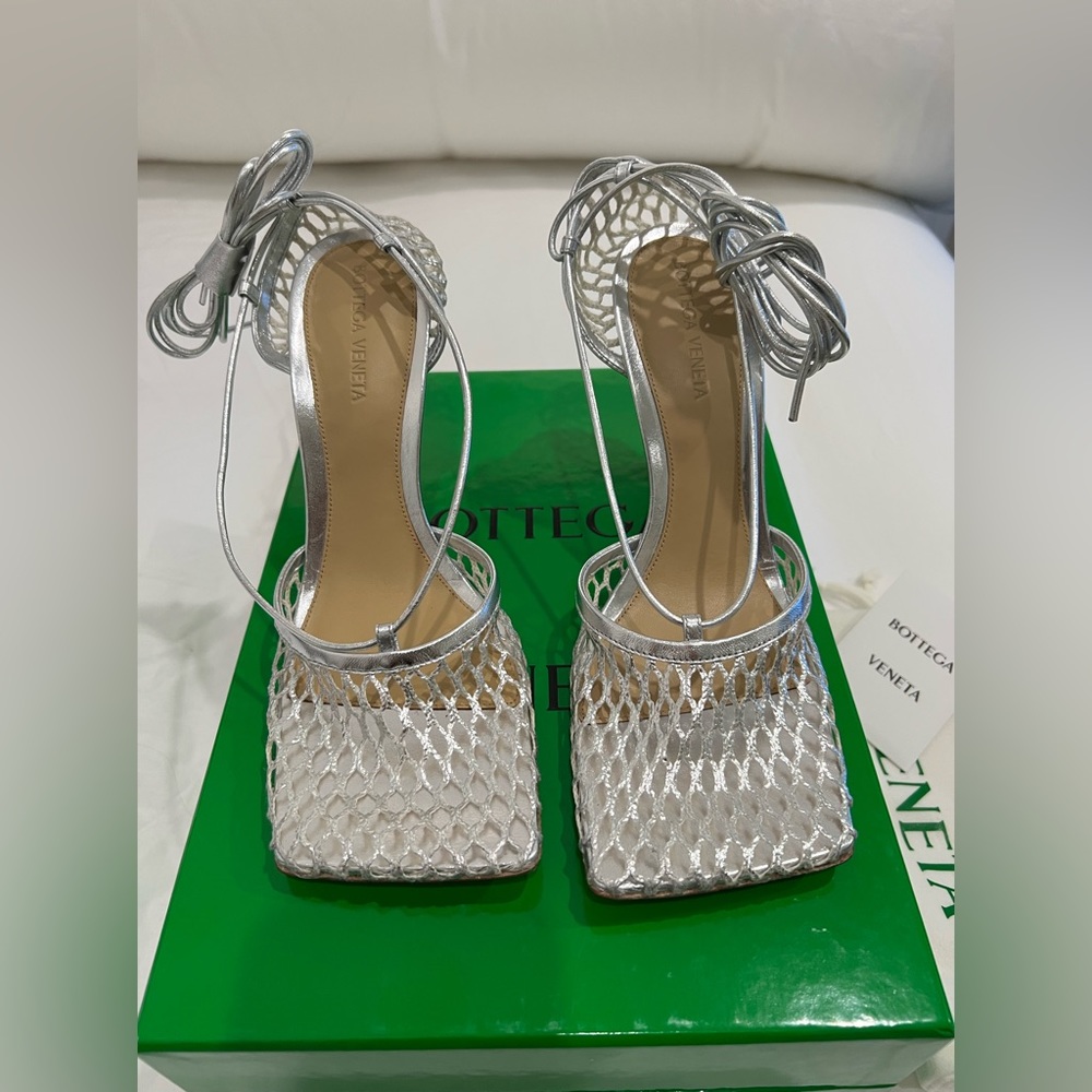 Bottega Veneta Stretch Lace Up Sandal